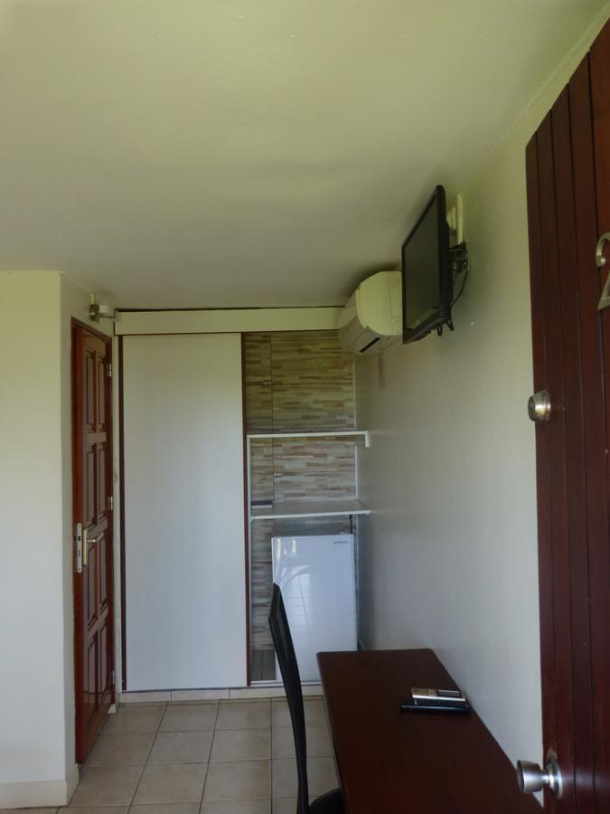 Airport Hotel Ducos Zewnętrze zdjęcie